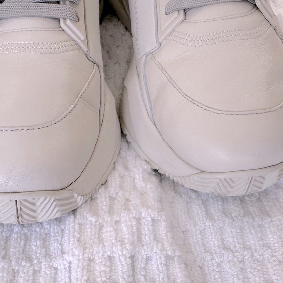 Fendi Flow - Picture 6 of 11